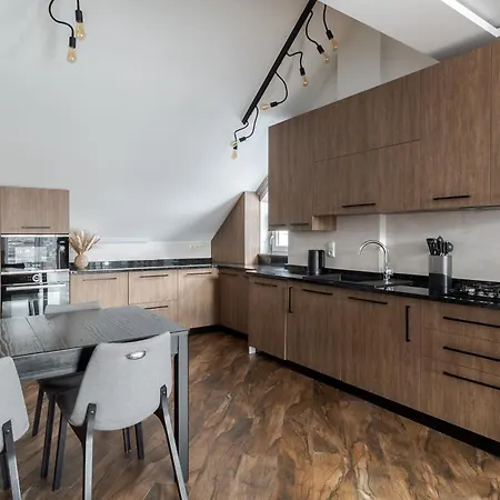 Inshiapartments On Hazova Str 6 Lviv Exterior photo