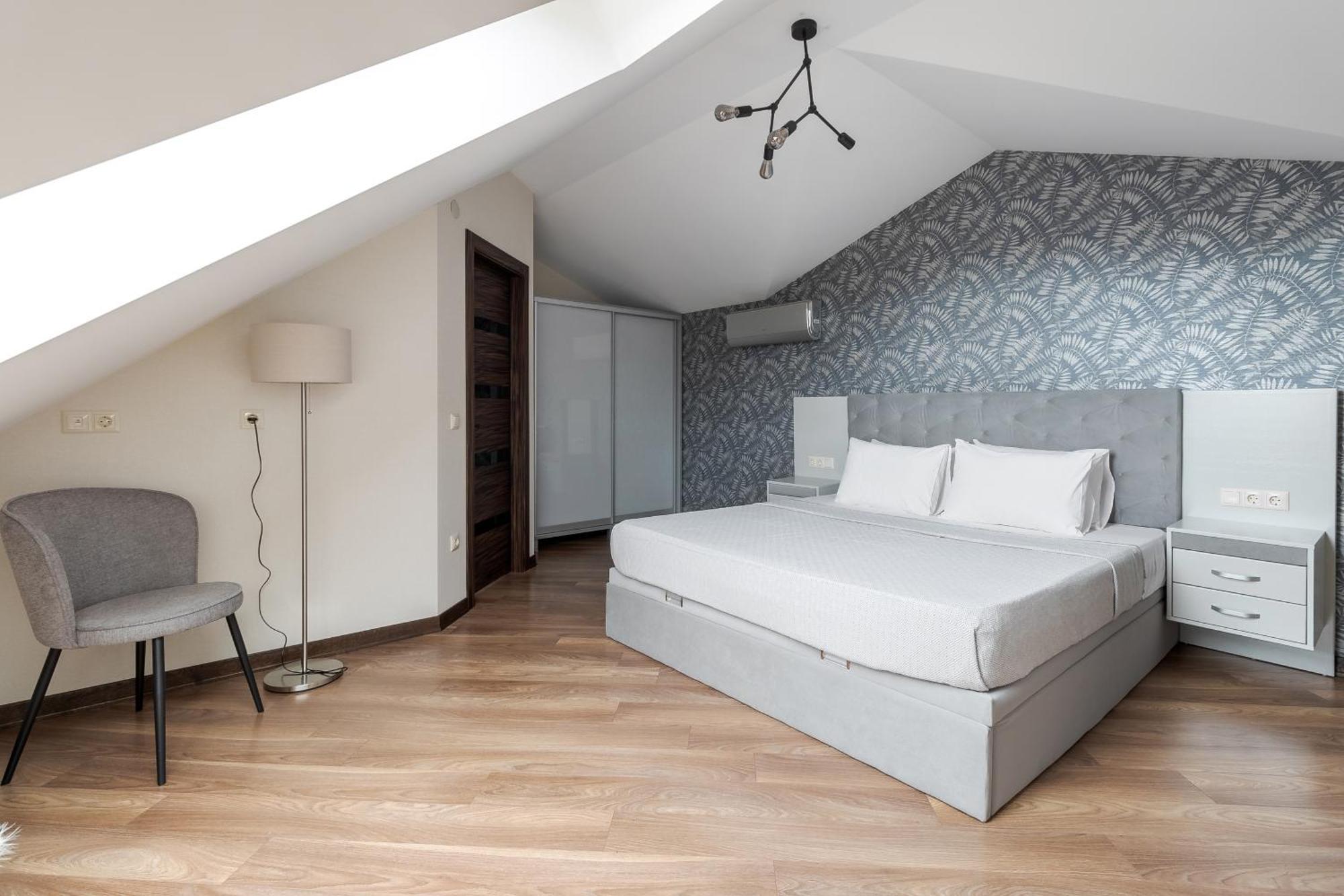 Apartment Inshiapartments On Hazova Str 6 Lviv