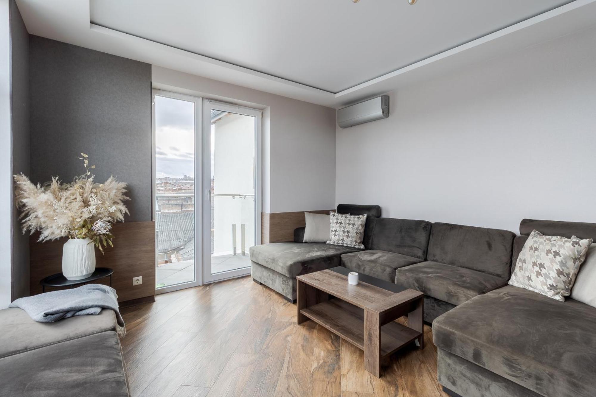 Apartment Inshiapartments On Hazova Str 6